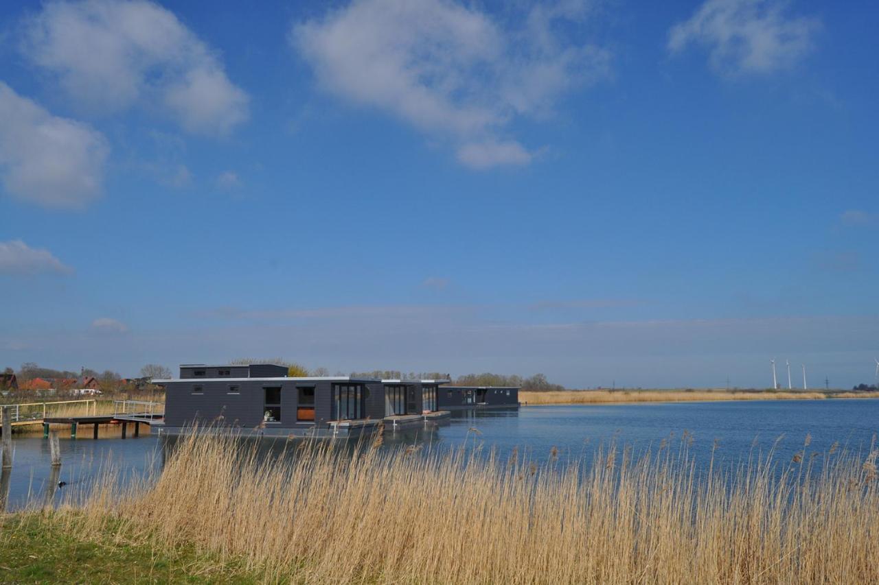 Hausboot Der Frieslaender Im Wangermeer شيلينغ المظهر الخارجي الصورة